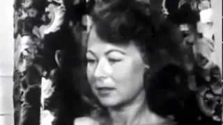 1950s Housewife Tries LSD