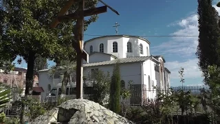 Абхазия Храм 6 века в с Дранда 04 11 2016