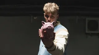 JUAN LANE - PIGGY (🎥: Lisu)