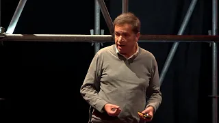 Pontes de interrogação e pontes de exclamação | Pedro Pacheco | TEDxPorto