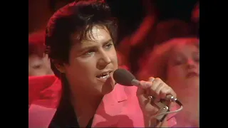 SHAKIN' STEVENS  - YOU DRIVE ME CRAZY - TOP OF THE POPS - 21/5/81 (RESTORED)