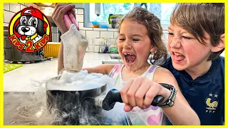 Kids Pretend 🥐 ROCKS & SOCKS STEW! Caleb & Isabel Bake Croissants for Princess Mary