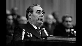 Брежнев посетил  ЗИЛ USSR President Brezhnev in 1976 visited an automobile plant in Moscow