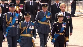 BBC News at Ten | Queen's Lying-in-State Begins | 14th September 2022