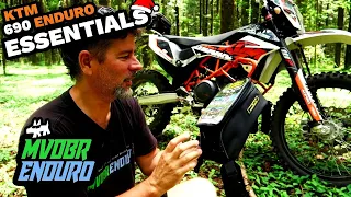 KTM 690 Enduro Essentials: Merry Xmas Pumpkin