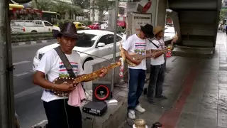 Isaan street band, Bangkok (กองอีสาน)