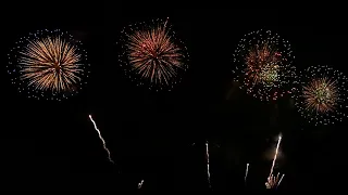 Happy New Year 2022:  Magical Fireworks Spectacular Celebration 4k (10 hour) Friendship, Hope & Love