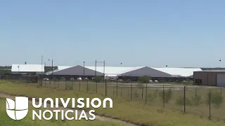 Abren un centro de procesamiento para inmigrantes en Laredo, Texas: 500 personas se albergarán allí