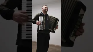 Amazing accordion-Andrzej Zarębski-Na wzgórzach Mandżurii