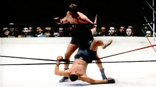 Louis knocked through the ropes! Joe Louis vs. Buddy Baer I (23.5.1941) - HD Highlights Colorized