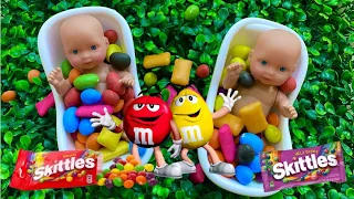 Satisfying ASMR l Mixing M&M's Candy Yellow Red in Magic BathTubs with Kinder Joy & Slime Sweet
