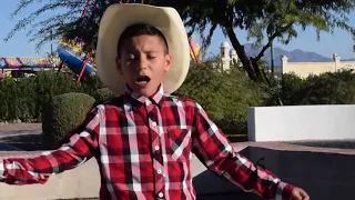 Jesus Coronel - Pequeño cantante Caborquense de 9 años de edad