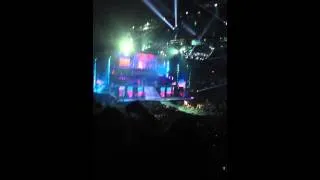 Justin Bieber - Beauty and a beat (live Manchester 22/2/13)