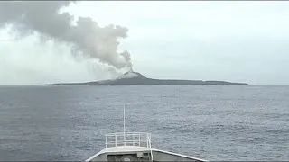 Japón asiste a la formación de una nueva isla
