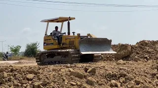 Komatsu Bulldozer Pushing Topsoil17