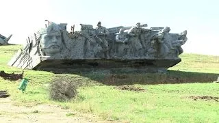 Echoes of the past at Ukraine's rebel-held WWII monument