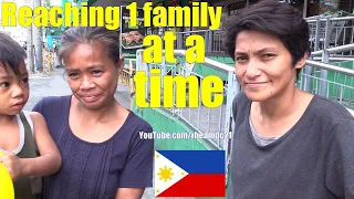 Making This Homeless Family in Manila Philippines Happy Even for Just One Day. Filipinos in Poverty