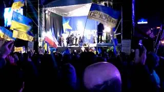 #euromaidan Ruslana singing Ukrainian national anthem