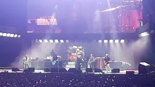 Foo Fighters ft. Rick Astley Never Gonna Give You Up London O2 Arena 2017