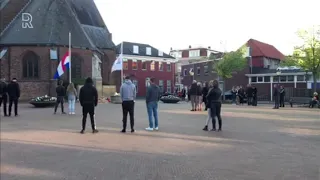 Dodenherdenking in de Rotterdamse wijk Oud-IJsselmonde