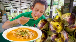 Toddy Palm Fruit Curry!! RARE THAI FOOD in Phetchaburi (เพชรบุรี), Thailand!