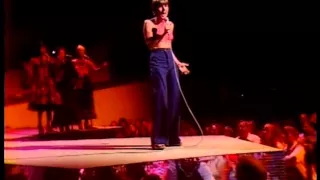 Helen Reddy – I Am Woman Live Midnight Special 1975