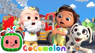 Fire Truck Wash with JJ and Nina! | CoComelon Kids Songs & Nursery Rhymes