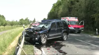 Motorradfahrer stirbt bei Frontalcrash