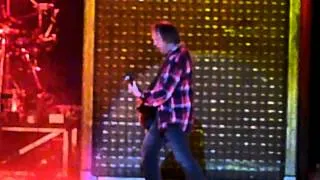 Neil Young & Crazy Horse - Cinnamon Girl 11-27-12 Madison Sq. Garden, NYC