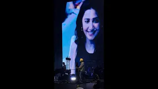 Mahira Khan spotted at Arijit Singh Concert in Dubai 2024 - Hawayein Live