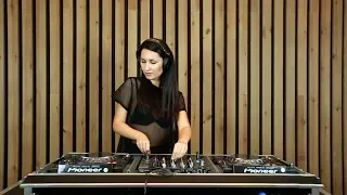 Nifra - Live in the mix 4