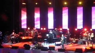 Julio iglesias in Caesarea Amphitheater Israel 10 8 13 part