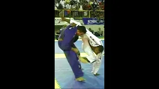 BJJ Takedown OR Standing Guard Sweep? WILD Technique From RONALDO JACARE  #shorts