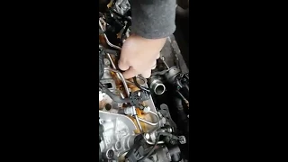 VAUXHALL VIVARO ENGINE KNOCKING NOISE, INJECTOR, BOTTEM END, M9R ENGINE. RENAULT VAUXHALL NISSIAN.