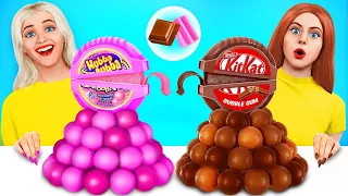 Una food challenge fatta di chewing gum vs. cioccolato! Mastichiamo 100 gomme! Di Turbo Team