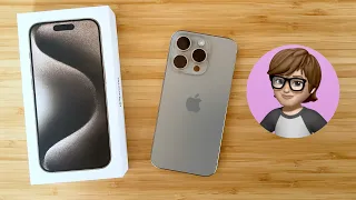 On déballe l'iPhone 15 Pro Titane naturel et sa coque silicone Goyave Apple ensemble ! • Unboxing