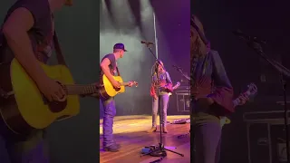 Parker McCollum - Hell of a Year (feat. Catie Offerman) - Live at the Ryman Auditorium, Nashville TN