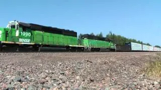 BNSF 1990 West at West Saunders, WI