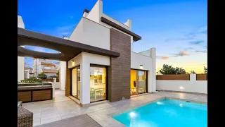 Modern detached houses in Los Montesinos Costa Blanca