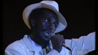 Eek-A-Mouse (Live)