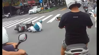 Two-Wheel Motorcycle & Cycling Fails | REKLESS BIKERS CRASHING 2017