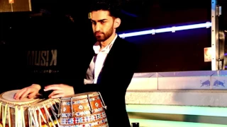 Sorosh Moheb - VIBRATION - [New Afghan Mast Dance Music 2017] OFFICIAL VIDEO