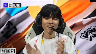Deft's reaction to his team winning the teamfight without him