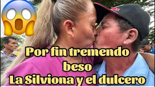 Surge El Amor En Pleno Baile de plaza libertad Silvia y el dulcero