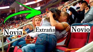 20 Momentos Divertidos en Kiss Cam y en Tribunas de Estadios 😘🔥