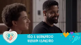 Leandro recebe Téo e conversa com o neto | A Infância De Romeu e Julieta