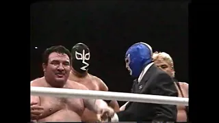 Leyenda de Azul (CMLL October 27th, 2000) (longer version)