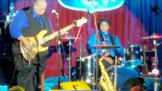 Rodney "Skeet" Curtis - Bass solo with Maceo Parker Live at B.B. King's, New York, NY 10/22/17