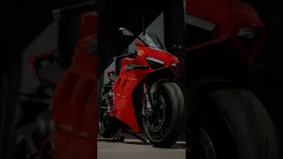 ducati panigale v4 s bike look #shorts #trending #bike #viral #video #youtubeshorts