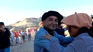 Agustin y su teclado en la Fiesta del Cencerro en Gaiman, Chubut.